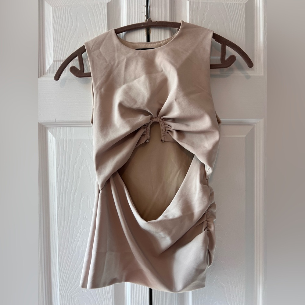 Zara Underboob Cut Out Sleeveless Top
